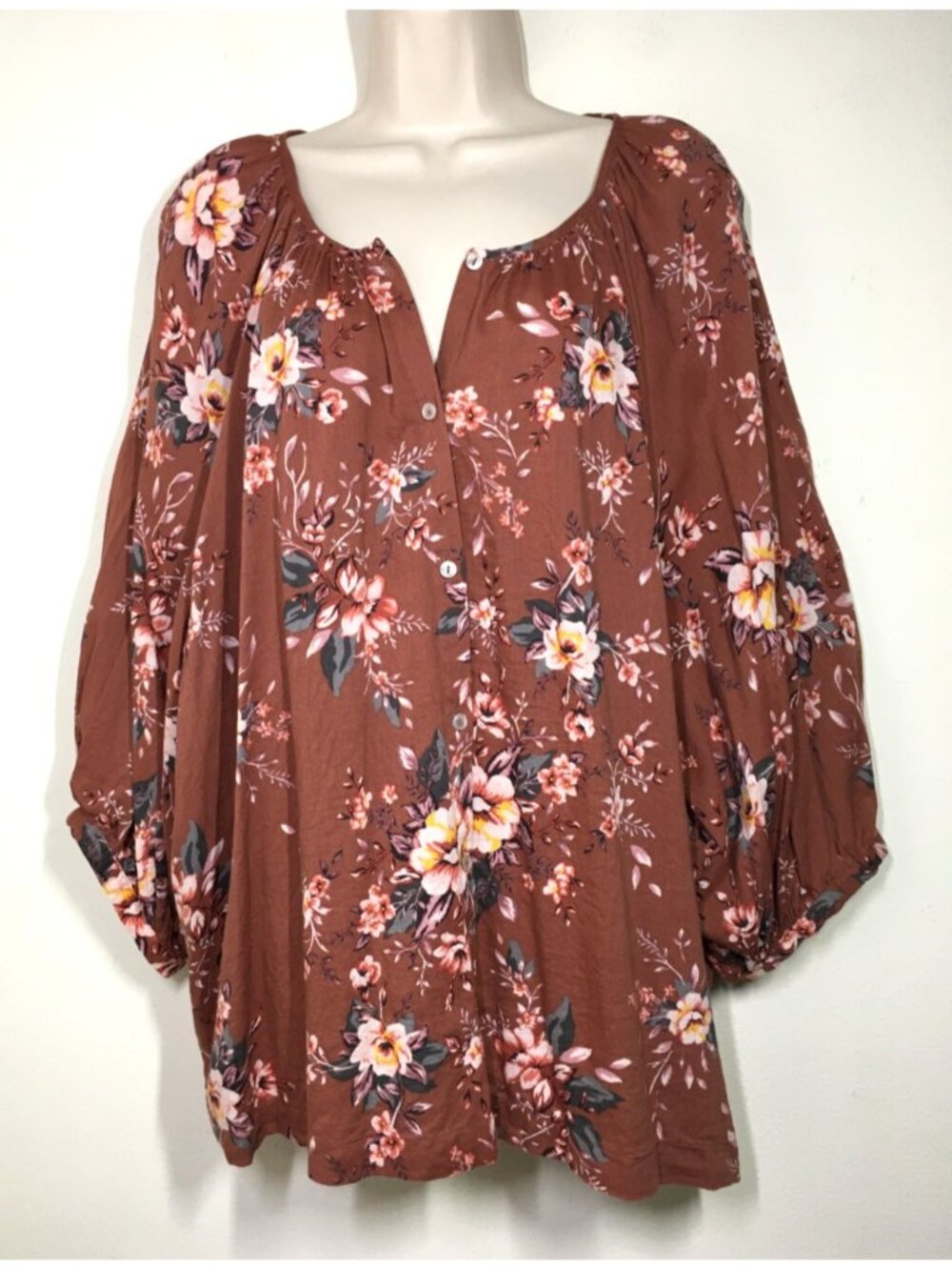 LC Lauren Conrad 2X Boho Top 3/4 Sleeve Button Front Brown Floral Bust 59.5"